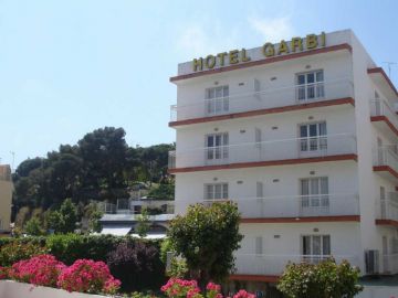 Formula 1 Hotel 2** <br />Lloret de Mar, Costa Brava <br />Spanish Formula 1 Grand Prix